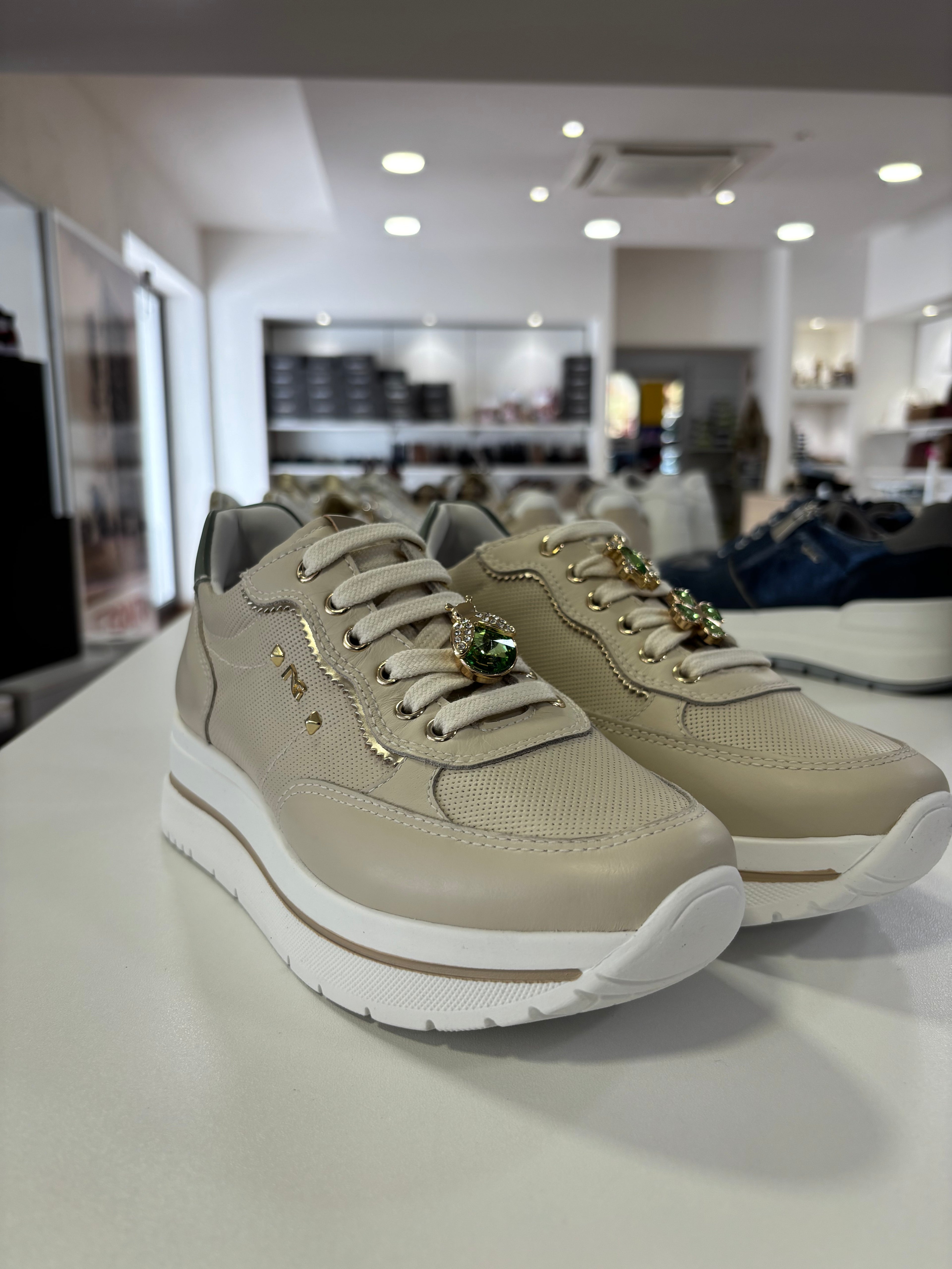 NERO GIARDINI SNEAKERS SMERALDI