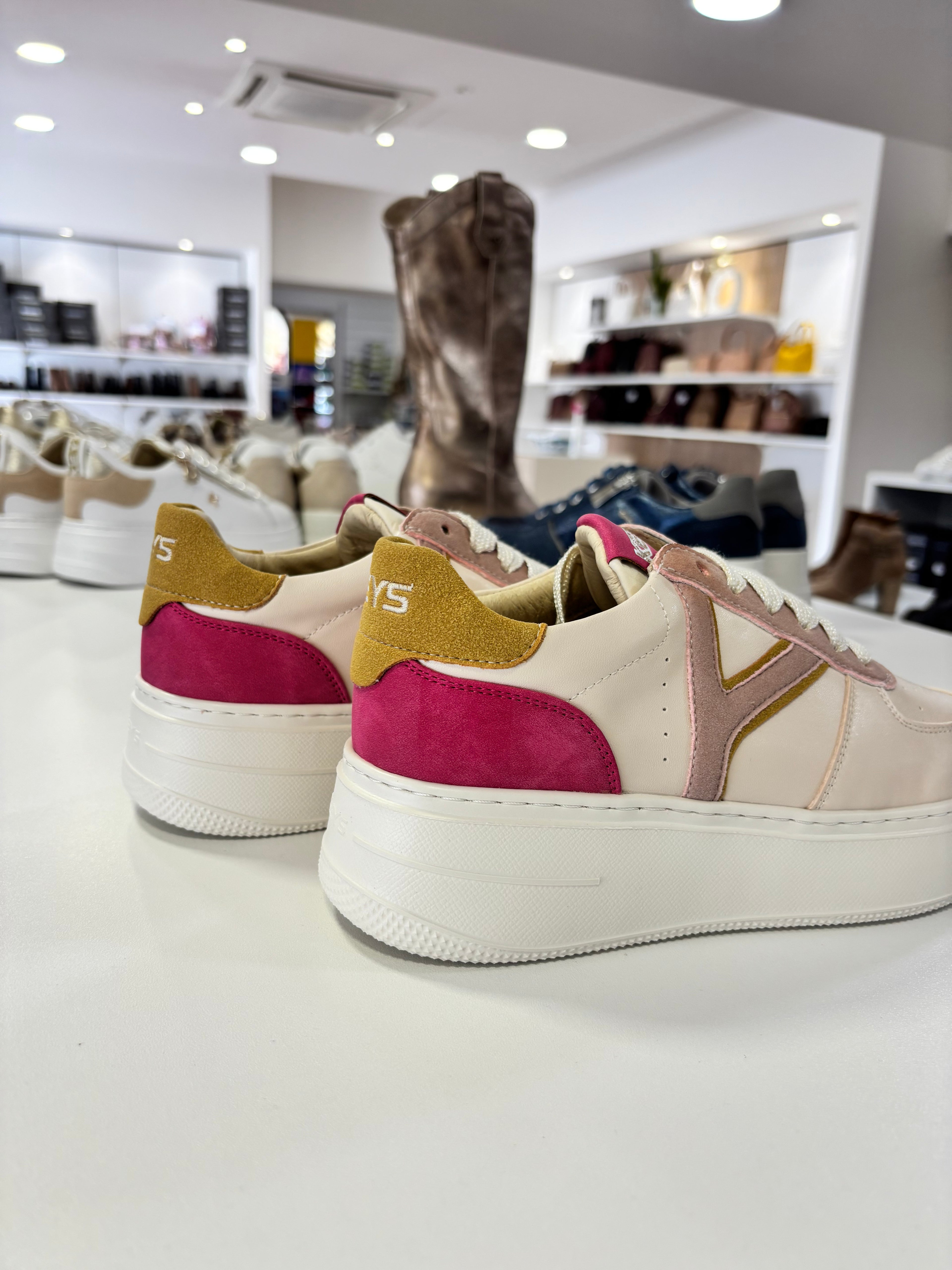 KEYS SNEAKERS ROSA